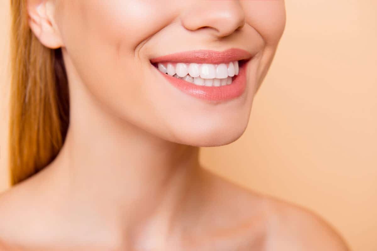 Achieve a Hollywood Smile Buffalo Cosmetic Dentist Free Consultation